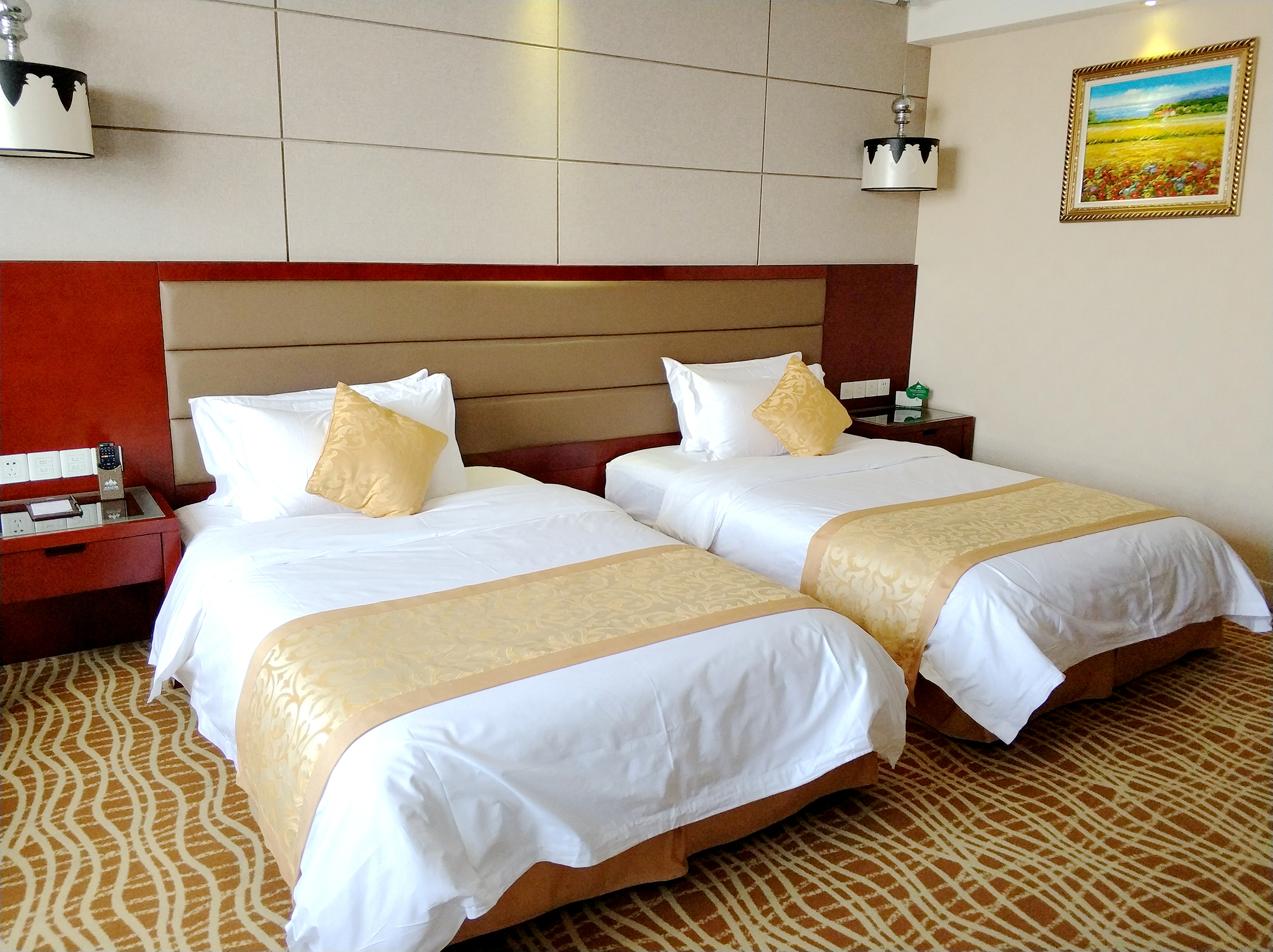 森(sēn)泰中洋酒店(diàn)客房(fáng)